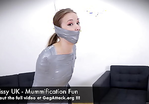 LIl Missy UK - Mummification Fun  xxx  porn video 3TFxML5