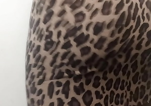 Thugs fat plump homegrown ass bounce around in leopard dress#15