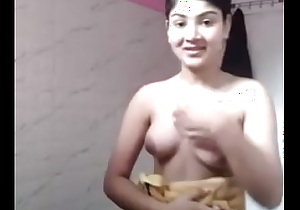 Cute desi girl nude selfie