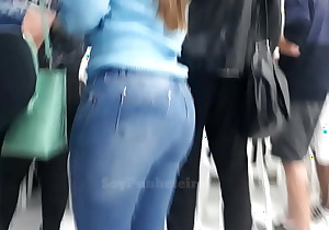 Candid Fat Ass in Tight Jeans