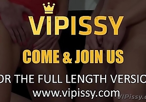 Vipissy - Hi Honey - Pissing Lesbians