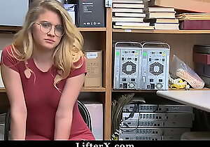 Hot Blonde Teen Insisted to Fuck Be incumbent on Thieving