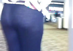Airport ass