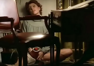 Hopla pa sengekanten (1976) - Vivi Rau og Ole Sølvtoft bliver genforenet,efter et orgie. HD